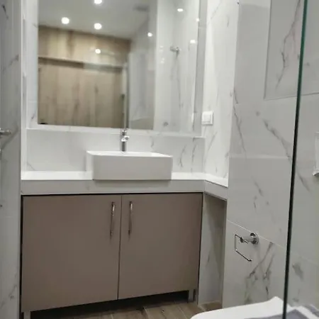 Luxury 2 Θεσσαλονίκη
